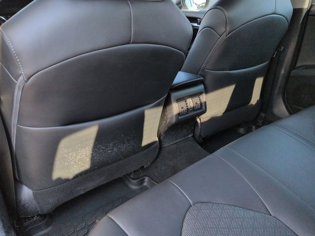 Thumbnail: 2018 Toyota Camry - 25