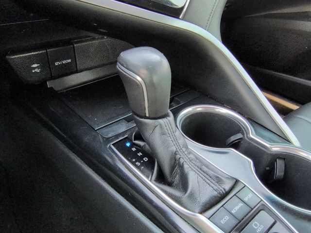 Thumbnail: 2018 Toyota Camry - 36