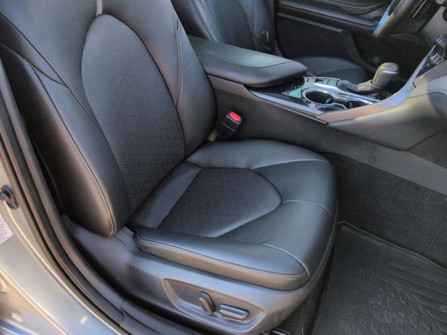 Thumbnail: 2018 Toyota Camry - 11