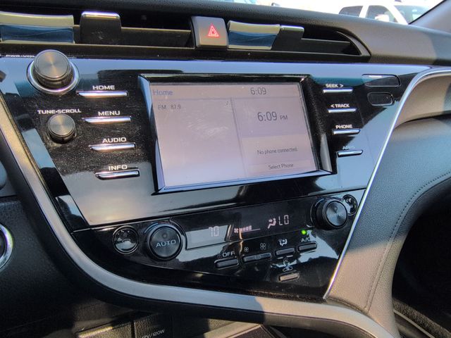 Thumbnail: 2018 Toyota Camry - 13