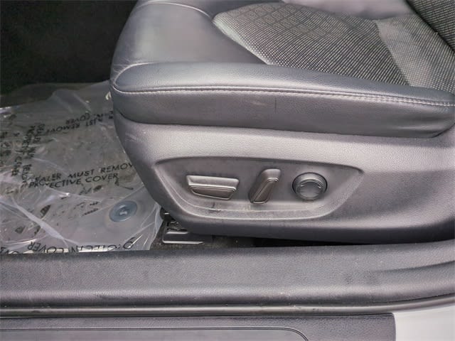 Thumbnail: 2019 Toyota Camry - 27