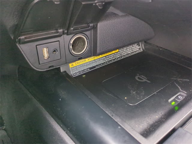 Thumbnail: 2019 Toyota Camry - 36