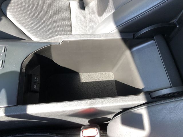 Thumbnail: 2018 Toyota Camry - 31