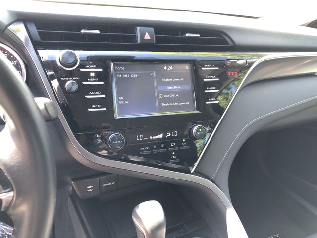 Thumbnail: 2018 Toyota Camry - 12