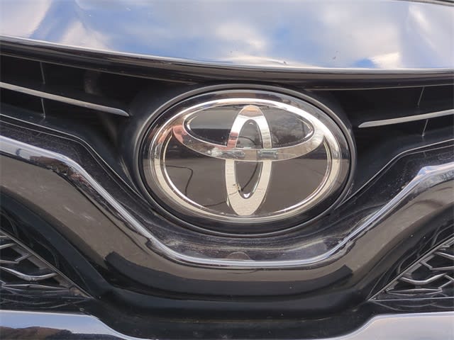 Thumbnail: 2018 Toyota Camry - 7