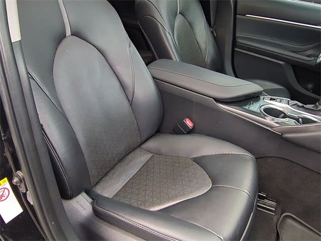 Thumbnail: 2018 Toyota Camry - 11