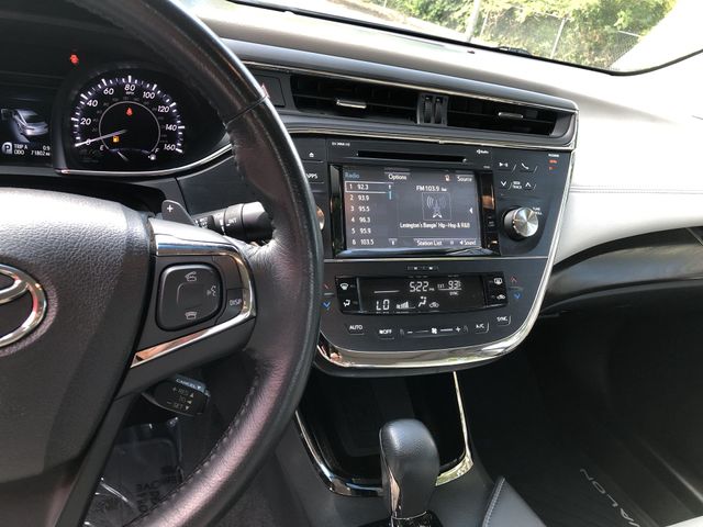 Thumbnail: 2016 Toyota Avalon - 8