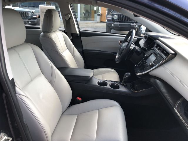 Thumbnail: 2016 Toyota Avalon - 24