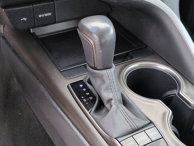 Thumbnail: 2023 Toyota Camry - 14