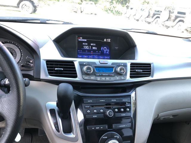 Thumbnail: 2012 Honda Odyssey - 14