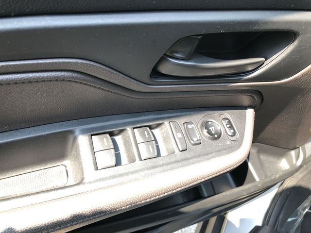 Thumbnail: 2019 Honda Odyssey - 31