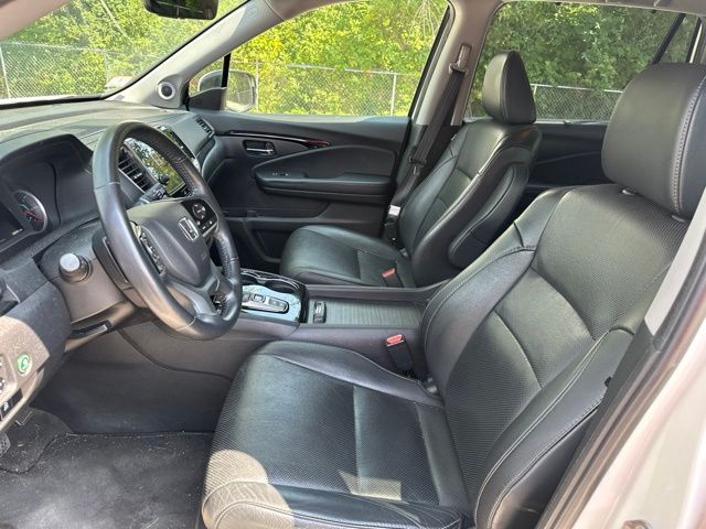 Thumbnail: 2019 Honda Pilot - 9