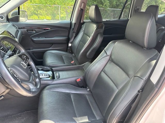 Thumbnail: 2019 Honda Pilot - 8