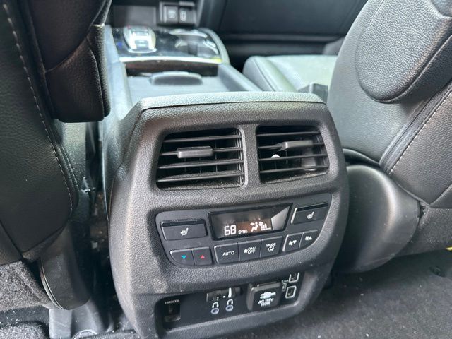 Thumbnail: 2019 Honda Pilot - 22