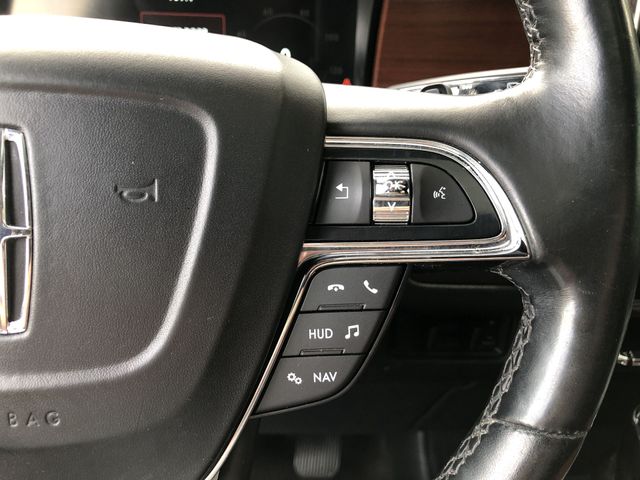 Thumbnail: 2020 Lincoln Navigator L - 26