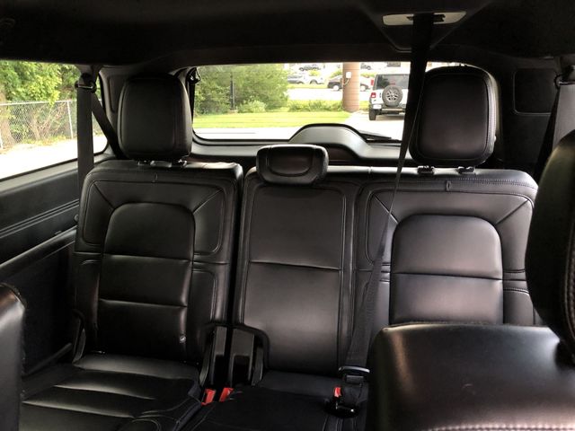 Thumbnail: 2020 Lincoln Navigator L - 37