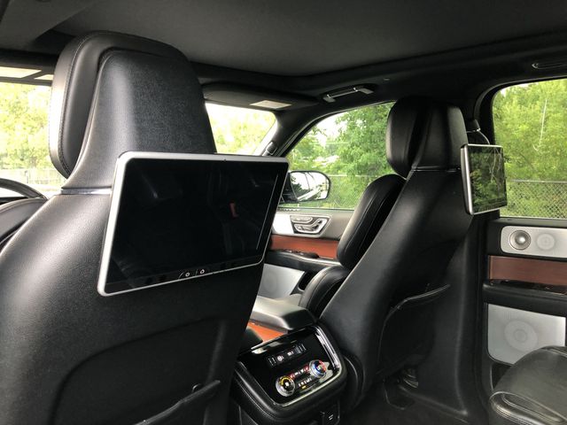 Thumbnail: 2020 Lincoln Navigator L - 35