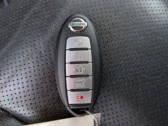 Thumbnail: 2017 Nissan Murano - 17