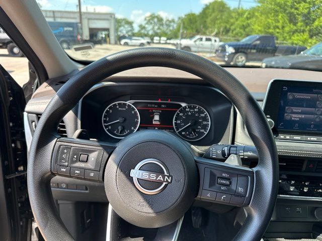 Thumbnail: 2023 Nissan Rogue - 7
