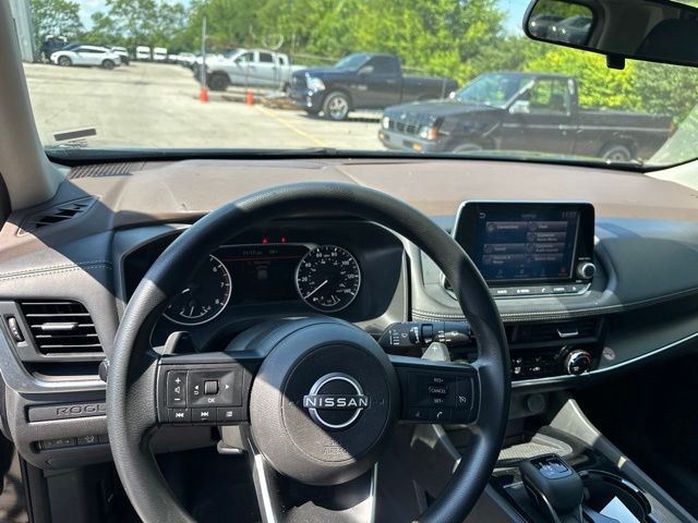 Thumbnail: 2023 Nissan Rogue - 2