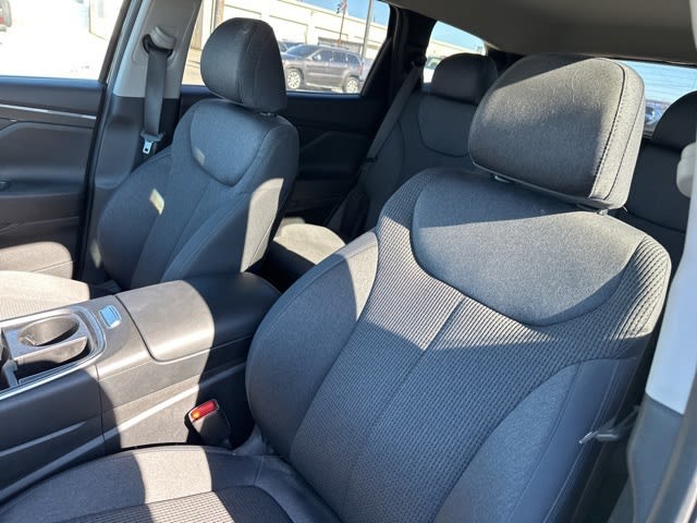 Thumbnail: 2022 Hyundai Santa Fe - 7