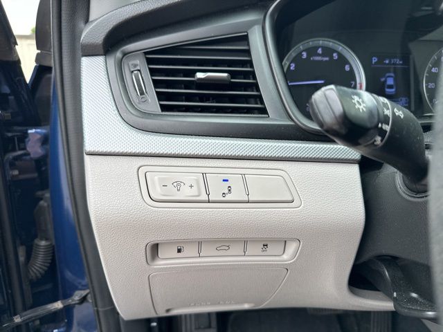 Thumbnail: 2018 Hyundai Sonata - 13