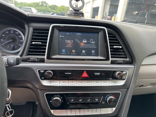 Thumbnail: 2018 Hyundai Sonata - 9