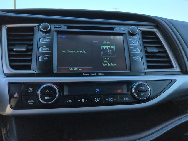 Thumbnail: 2016 Toyota Highlander - 31