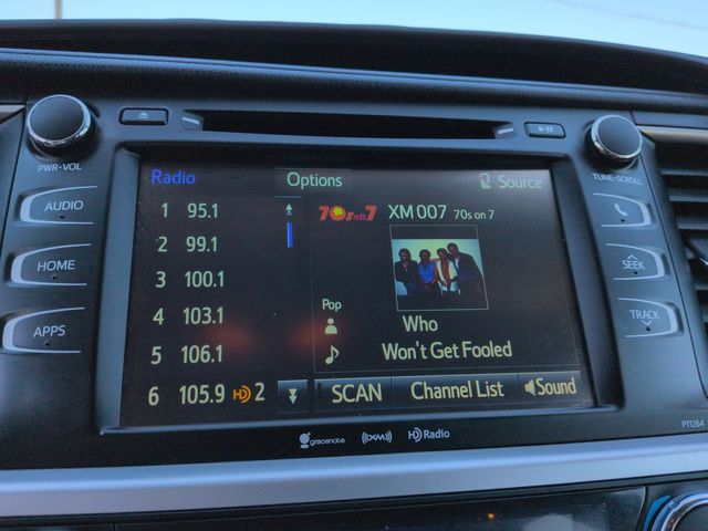 Thumbnail: 2016 Toyota Highlander - 34