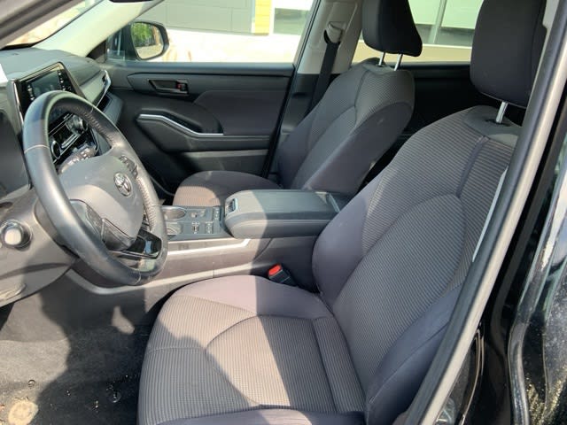 Image 9 of 2021 Toyota Highlander