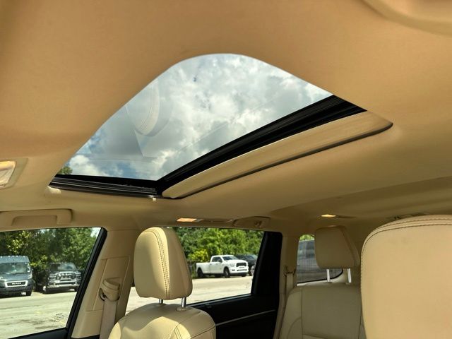 Thumbnail: 2016 Toyota Highlander - 13