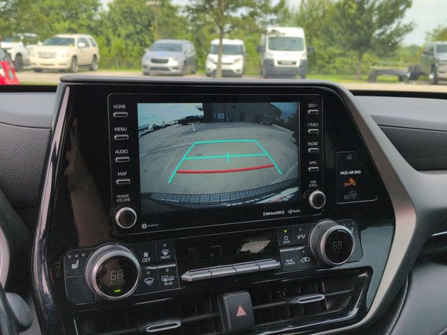 Thumbnail: 2022 Toyota Highlander - 34