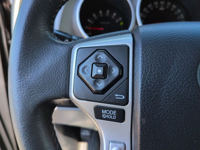 Thumbnail: 2014 Toyota Sequoia - 28