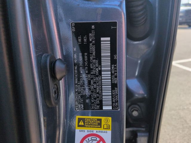 Thumbnail: 2019 Toyota Highlander - 18