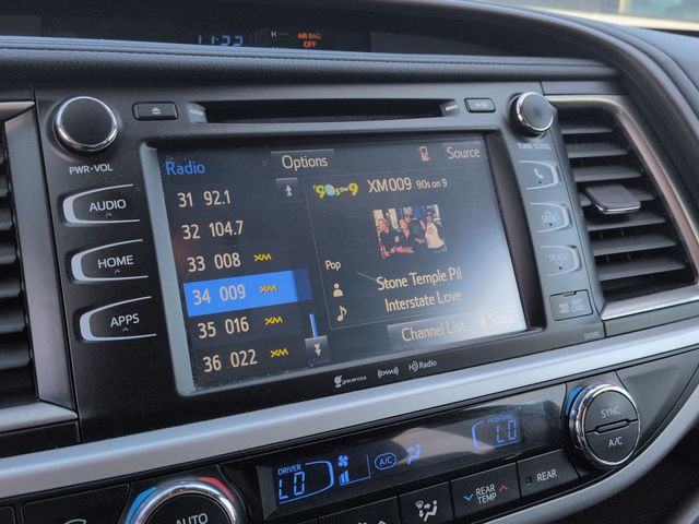 Thumbnail: 2019 Toyota Highlander - 35