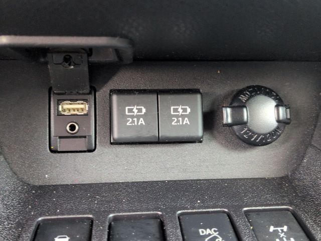 Thumbnail: 2019 Toyota Highlander - 36