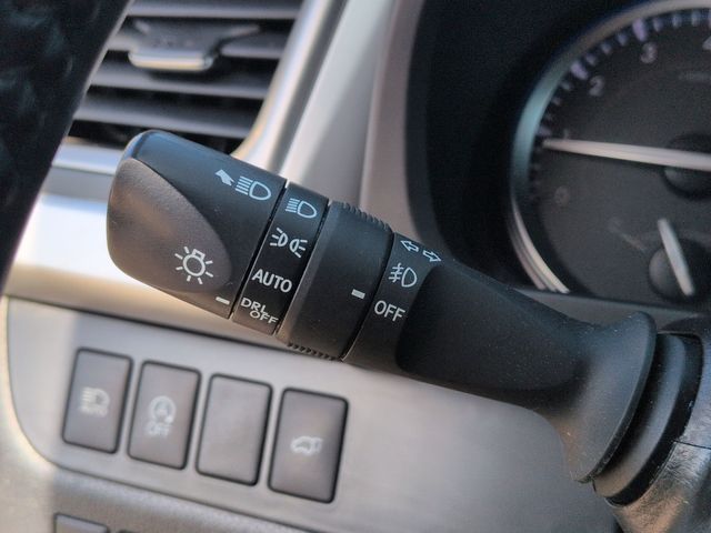 Thumbnail: 2019 Toyota Highlander - 14