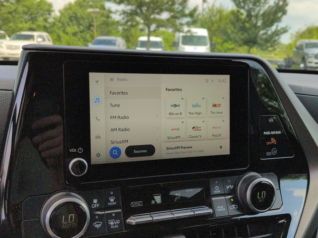 Thumbnail: 2023 Toyota Highlander - 34