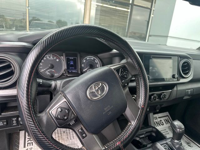 Thumbnail: 2017 Toyota Tacoma - 2