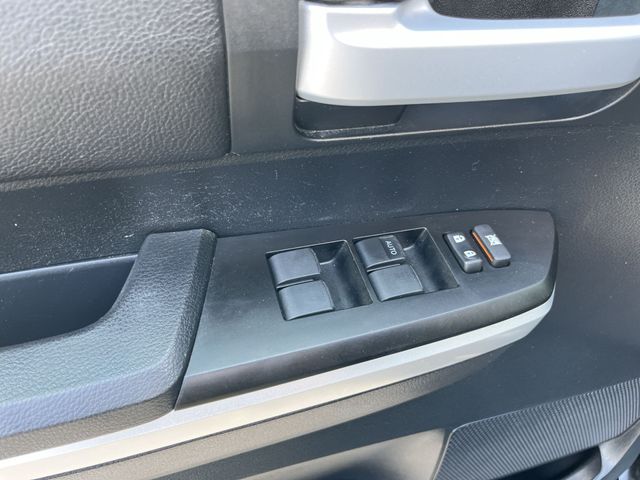 Thumbnail: 2017 Toyota Tundra - 31