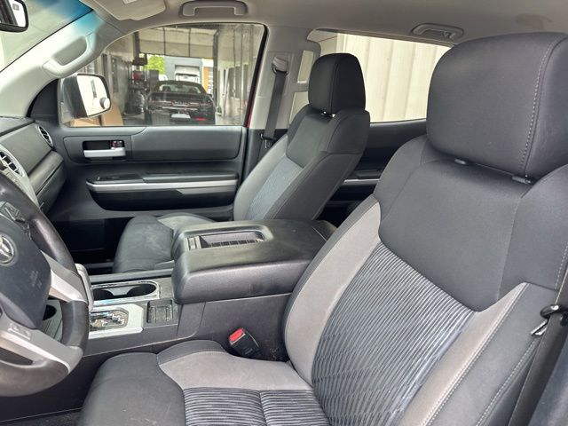 Thumbnail: 2014 Toyota Tundra - 7