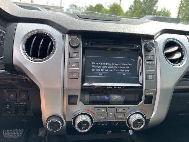 Thumbnail: 2016 Toyota Tundra - 9