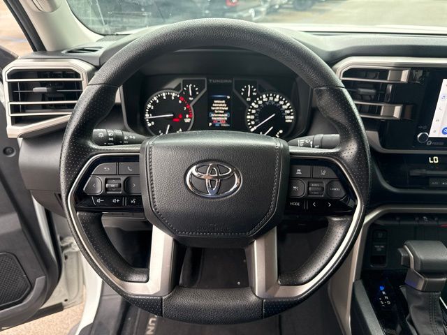 Thumbnail: 2024 Toyota Tundra - 11