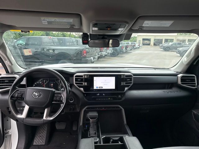 Thumbnail: 2024 Toyota Tundra - 7