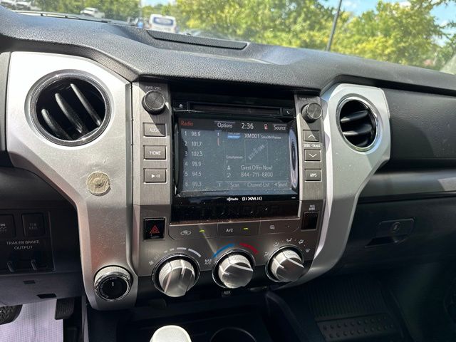 Thumbnail: 2019 Toyota Tundra - 10