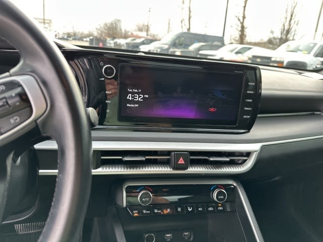 Thumbnail: 2022 Kia K5 - 9