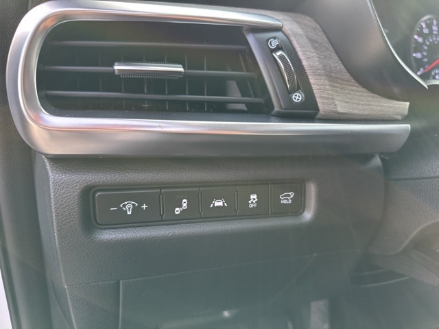 Thumbnail: 2021 Kia Telluride - 14