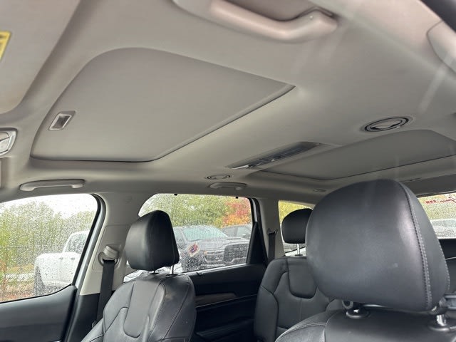 Thumbnail: 2021 Kia Telluride - 14