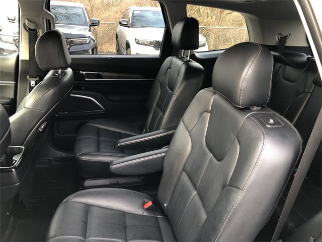 Thumbnail: 2022 Kia Telluride - 28