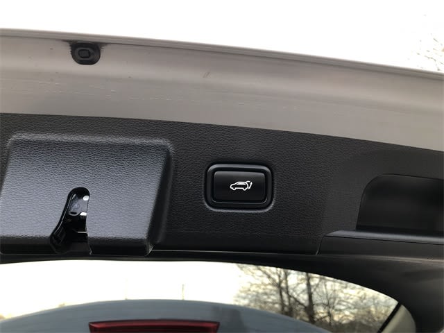 Thumbnail: 2022 Kia Telluride - 31